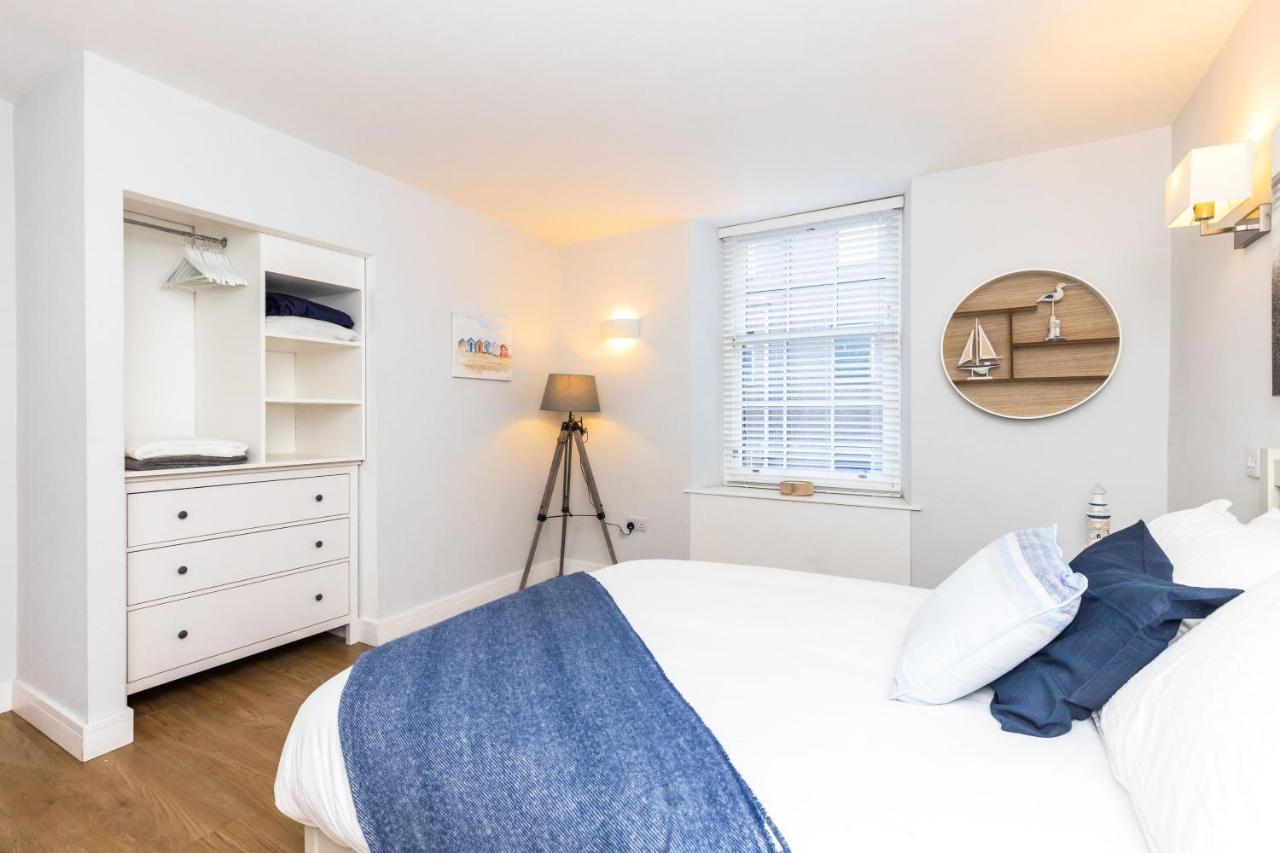 Luxury Modern 3 Bedroom In Centre Appartement *
